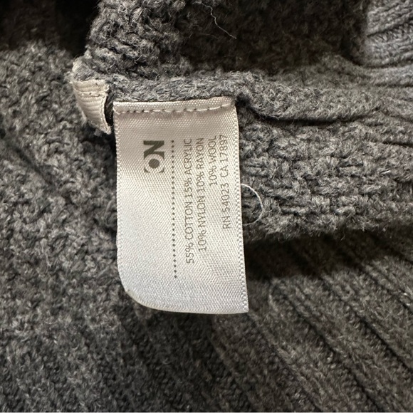 VTG Y2K Grey Chunky Cable Knit Turtleneck Fitted Sweater - Picture 5 of 8